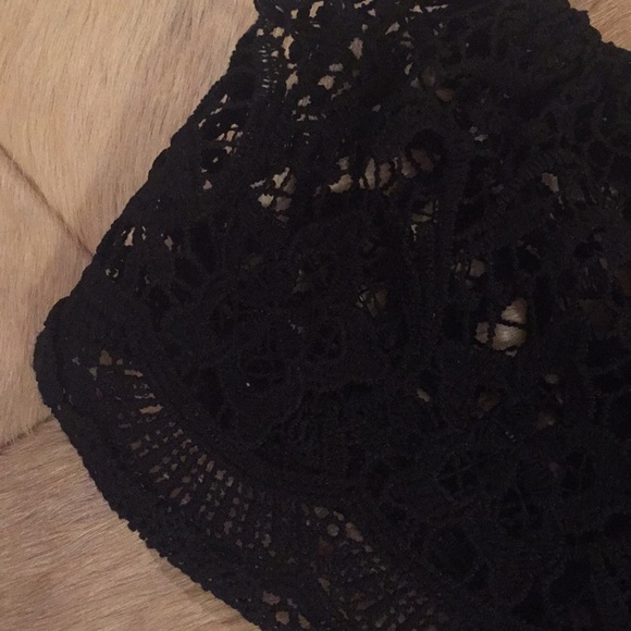 Lace Dress - Picture 4 of 7